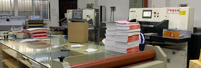 畫冊印刷廠：企業(yè)畫冊印刷與產(chǎn)品畫冊印刷有區(qū)別嗎？(圖1)