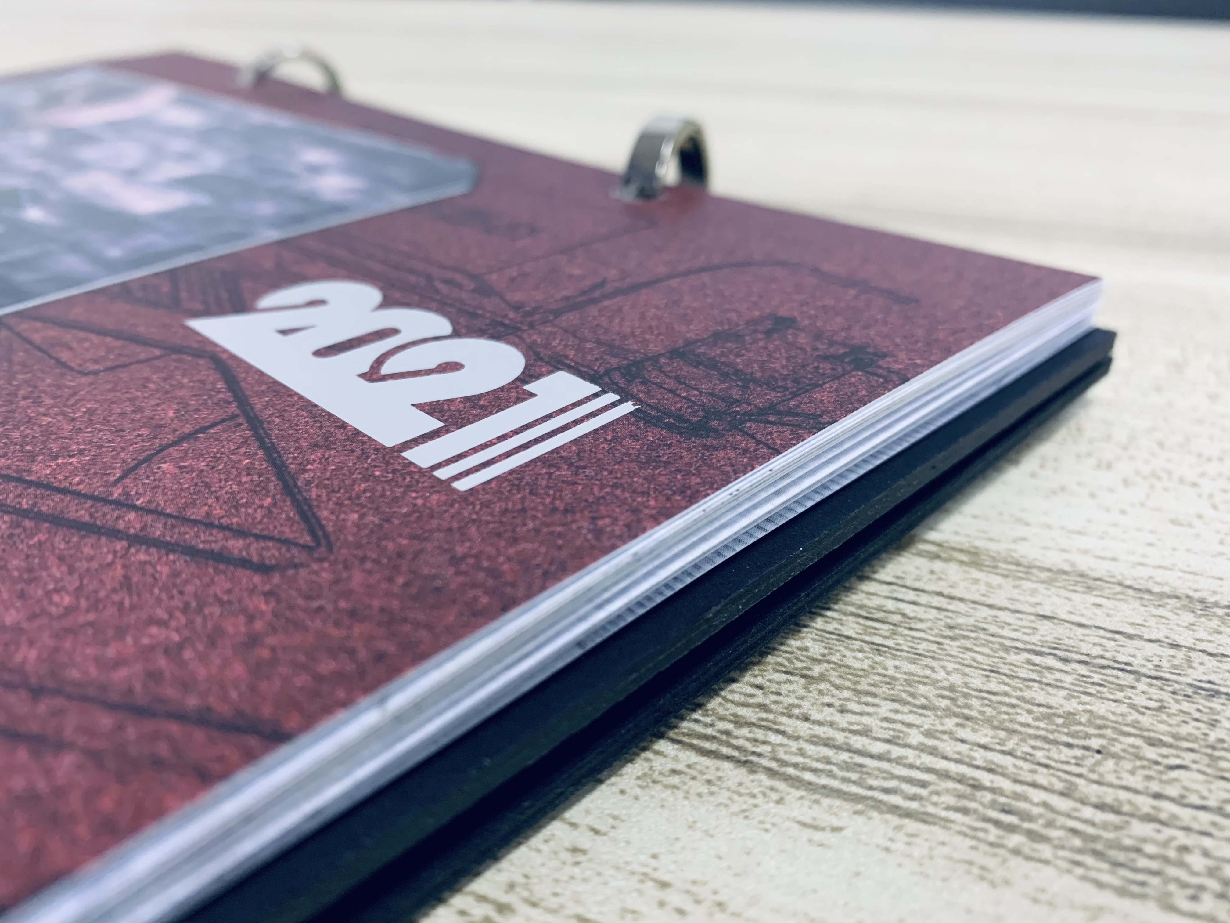 《上海包裝印刷定制:如何用低成本打造高顏值產(chǎn)品盒》(圖2) 臺歷印刷.jpg